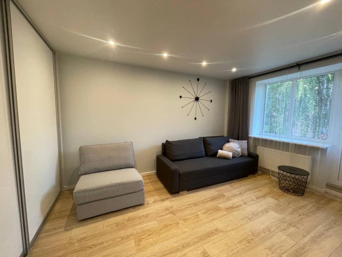 Modern 1Br Haven Near Two Parks Riga Exterior foto