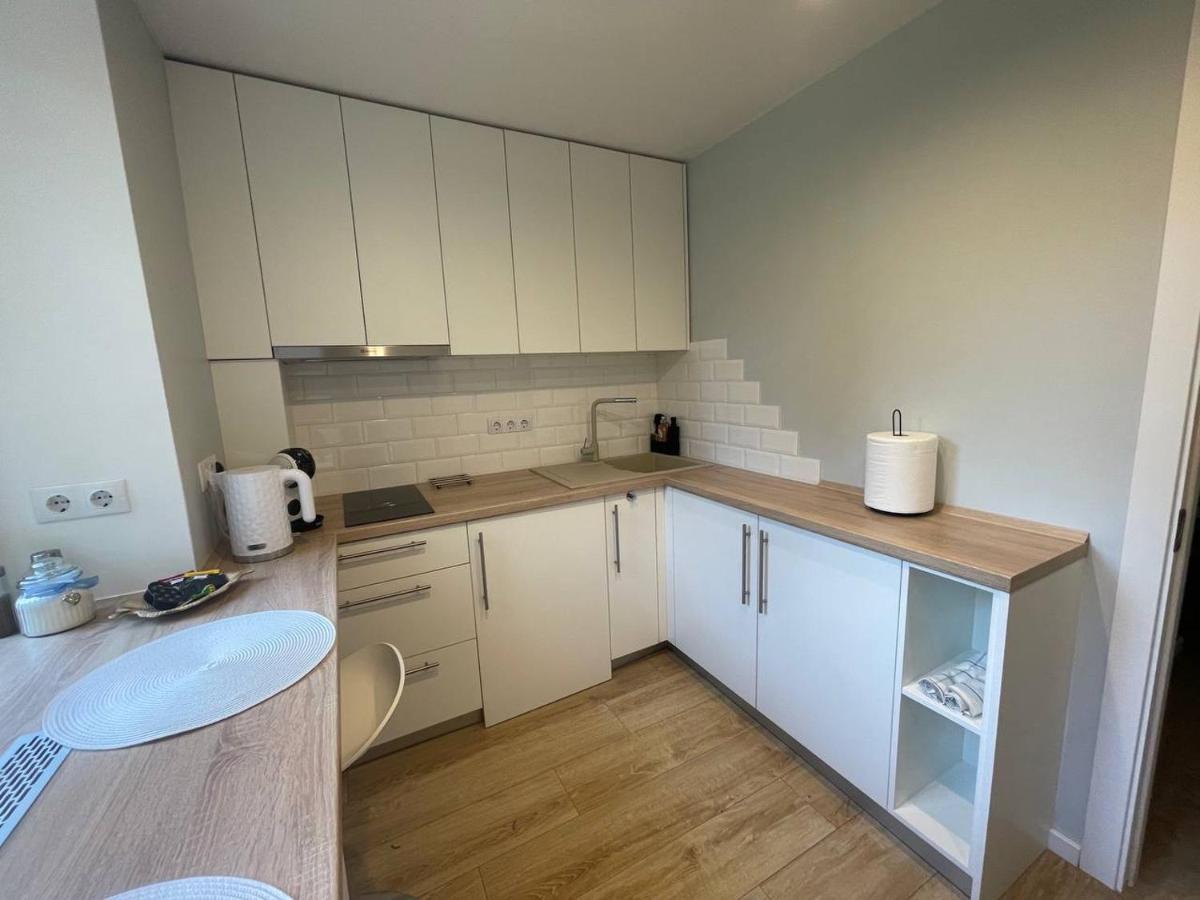 Modern 1Br Haven Near Two Parks Riga Exterior foto